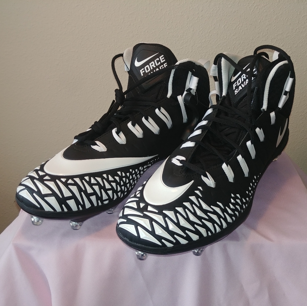 Nike Force Savage Pro D Football Cleats